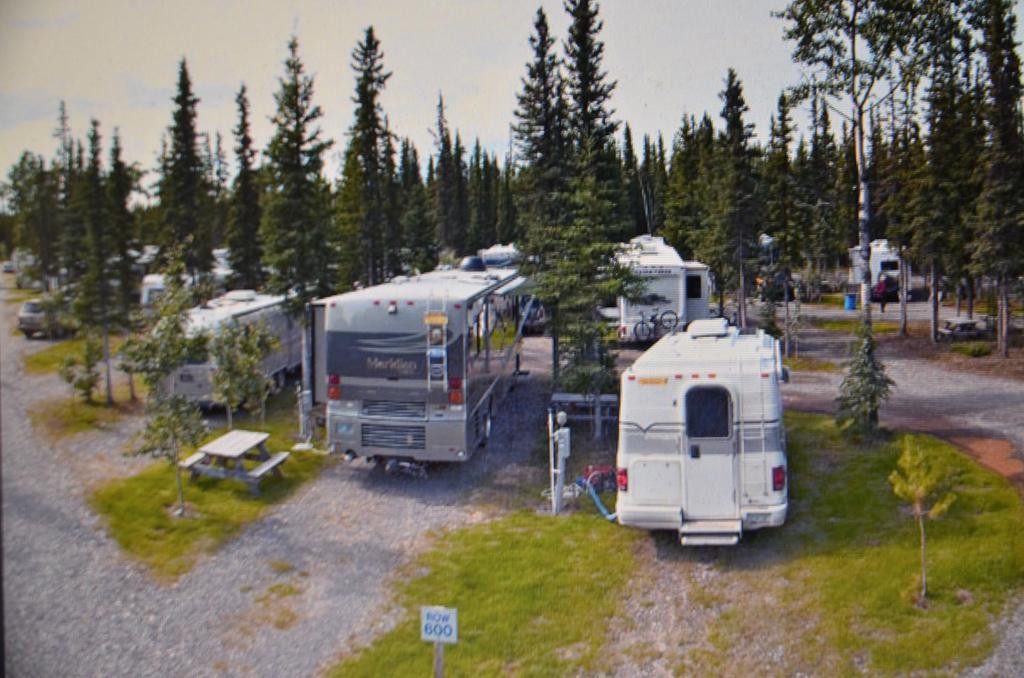 Tok Rv Village And Cabins Δωμάτιο φωτογραφία