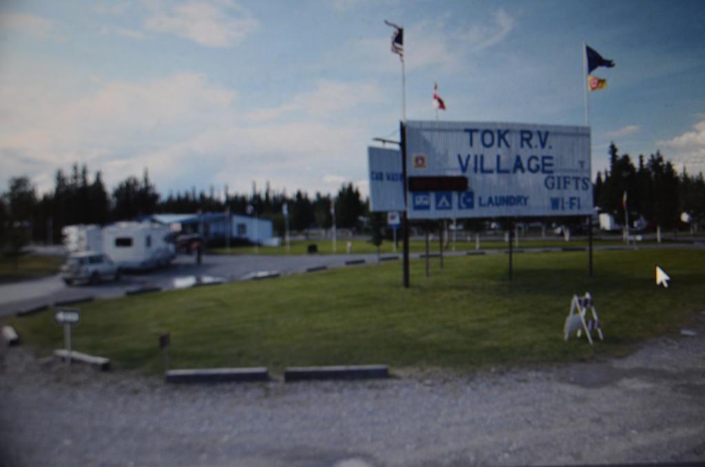 Tok Rv Village And Cabins Δωμάτιο φωτογραφία